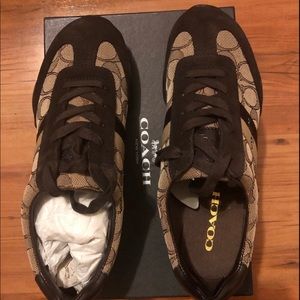 Brown COACH sneaker - size 8 New